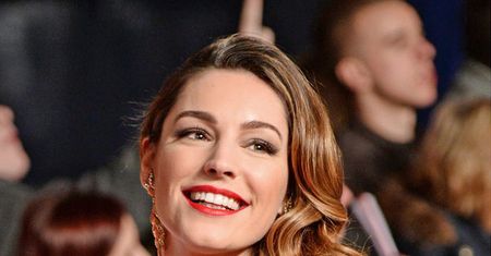 Kelly Brook bez stanika!