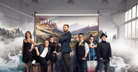 "To my jesteśmy upośledzeni". Przemek Kossakowski zdradza czego się nauczył podczas kręcenia programu "Down the road"