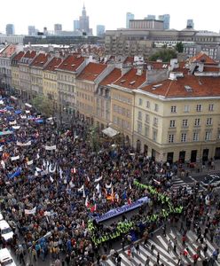 Ulicami Warszawy przejdzie w sobotę Marsz Wolności PO. "To ostrzeżenie dla PiS"