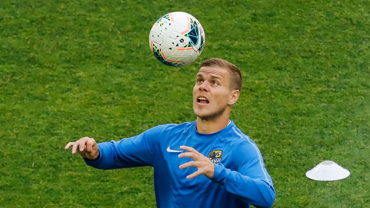 Aleksandr Kokorin of PFC Sochi in action during warm-up ahead of the Russian Premier League match between FC Zenit Saint Petersburg and PFC Sochi on July 8, 2020 at Gazprom Arena in Saint Petersburg, Russia. (Photo by Mike Kireev/NurPhoto via Getty Images)