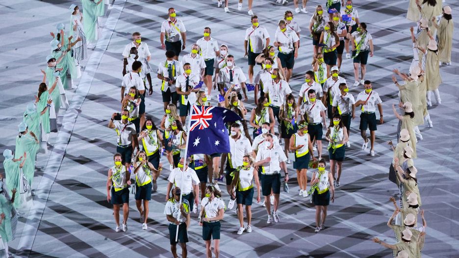 Australijscy olimpijczycy podczas imprezy rozpoczynającej igrzyska w Tokio, 23 lipca 2021 roku