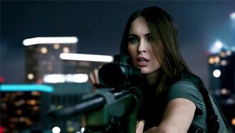 Megan Fox reklamuje "Call of Duty"!