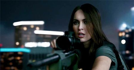 Megan Fox reklamuje "Call of Duty"!