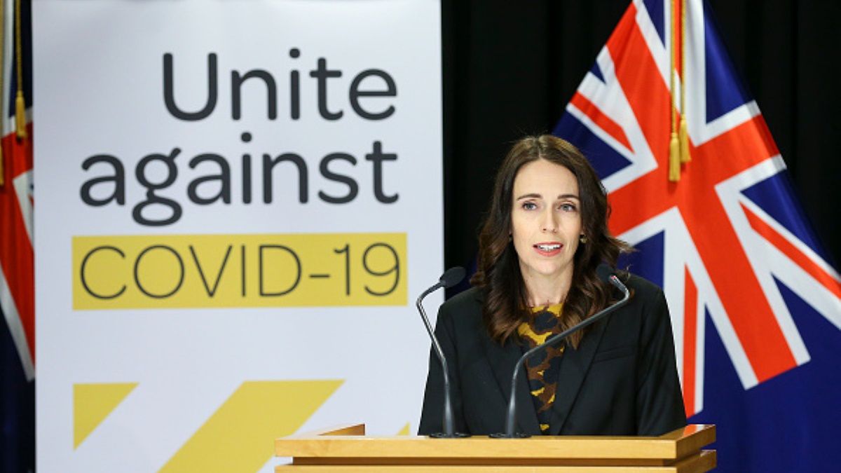 Premier Jacinda Ardern ogłosiła przywrócenie obostrzeń w związku z koronawirusem