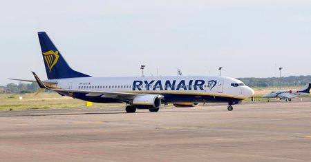 Alarm przeciwpożarowy w samolocie Ryanair na Majorce. Są ranni