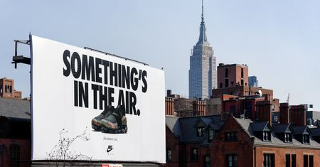 Nike zwolni blisko 2 proc. swojej globalnej siły roboczej