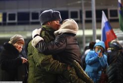 Rosjanki dołączą do mężów na froncie. "Kobiety na wojnę"