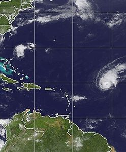 Huragan Bertha przybiera na sile i zagraża Bermudom