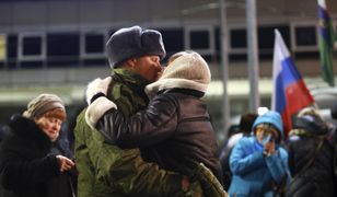 Rosjanki dołączą do mężów na froncie. "Kobiety na wojnę"