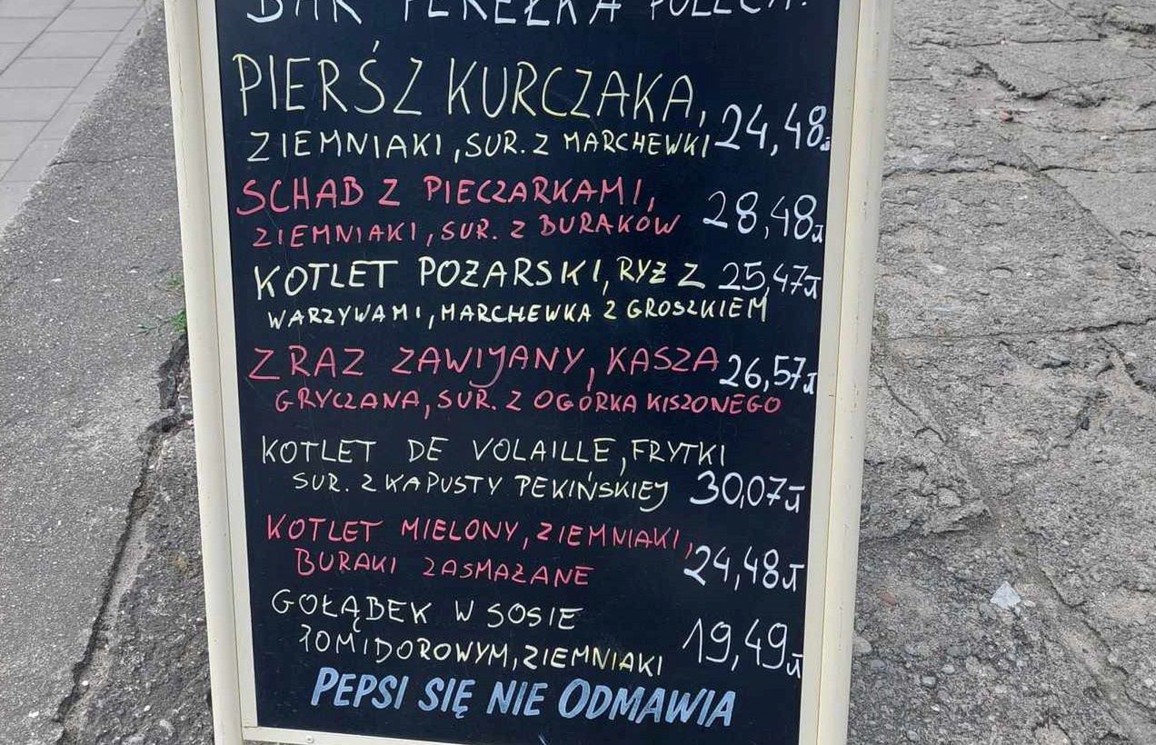 Najtaniej wypadają gołąbki, ale podana cena nie obejmuje surówek 