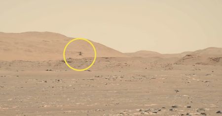 Marsjański helikopter odbył trzeci lot. Obserwował go łazik Perseverance