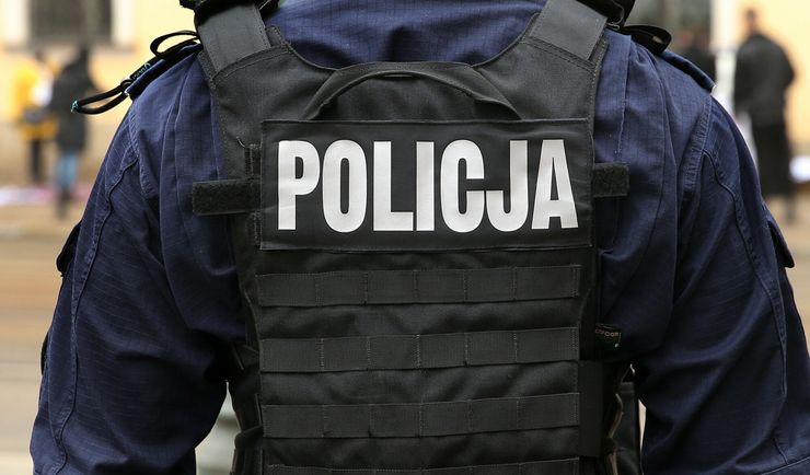 Katowice. Przynieśli trumnę do sanepidu. Policja wyprowadziła ich siłą