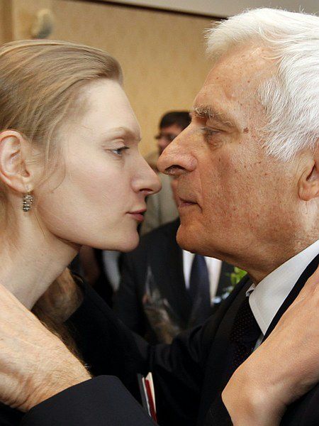 Stale musi odpierać ataki