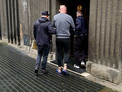 Atak śrubokrętem w Bytomiu. 33-latek podejrzany o usiłowanie zabójstwa trafił do aresztu