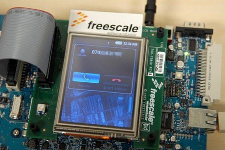 Pierwsze spojrzenie na Androida w prorotypowej komórce 1