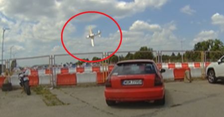 Katastrofa awionetki w Warszawie. Jest nagranie