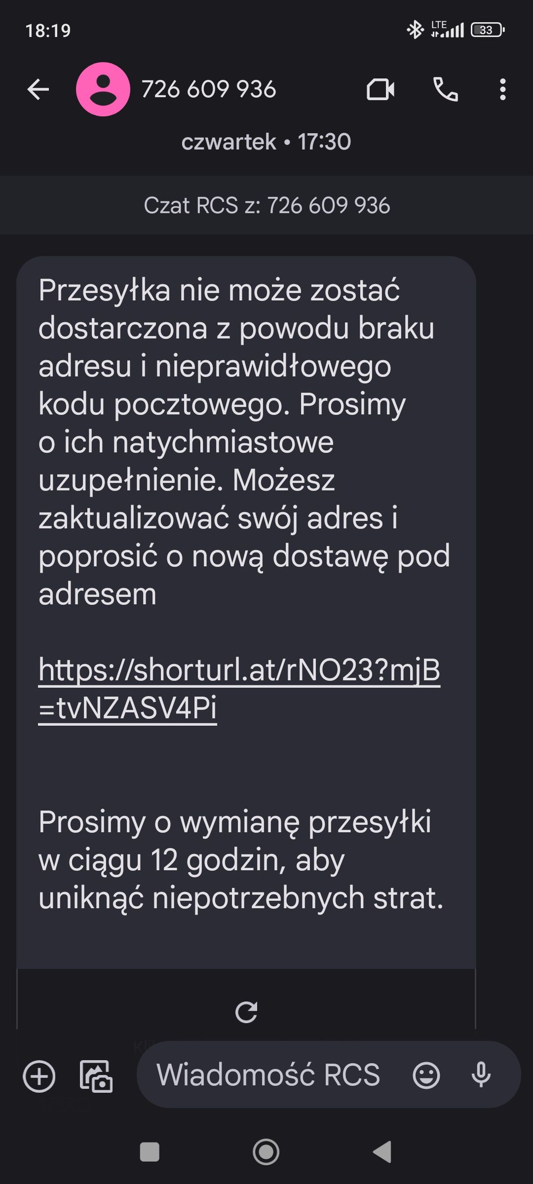 Fałszywy czat RCS z wiadomością o paczce