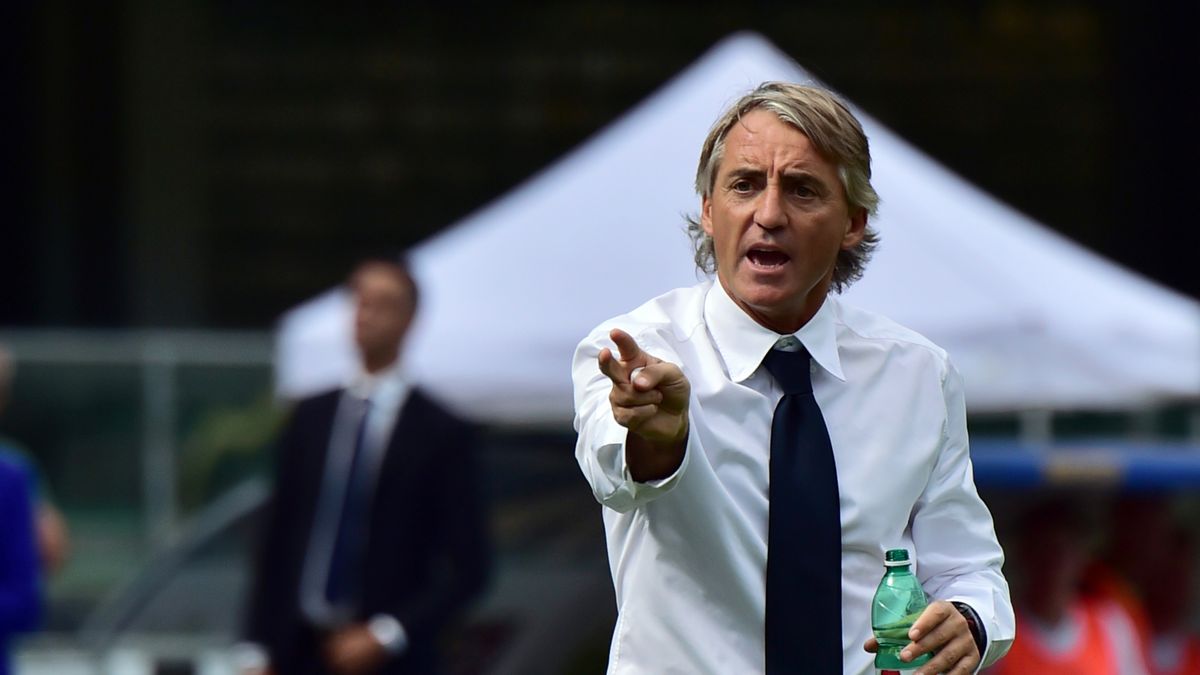 Zdjęcie okładkowe artykułu: Na zdjęciu: Roberto Mancini