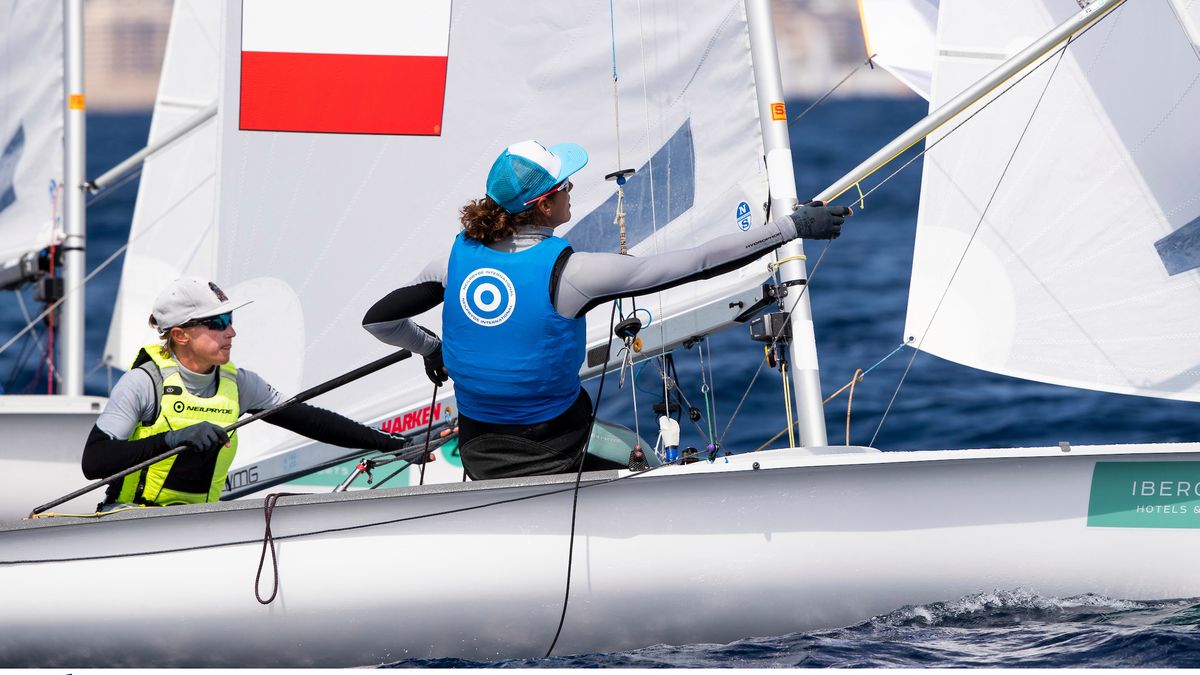 Agnieszka Skrzypulec i Jolanta Ogar na jachcie olimpijskiej klasy 470