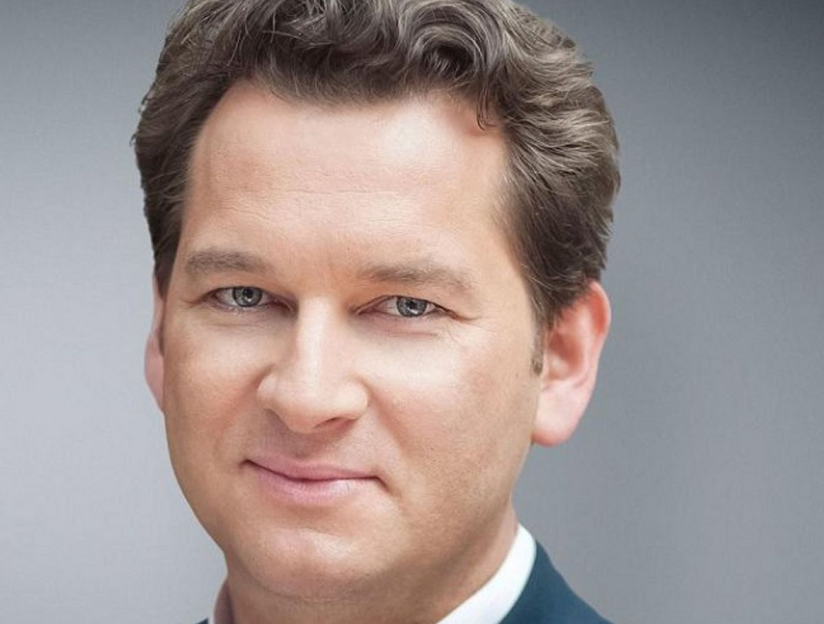 Właściciel "Do Rzeczy" i "Wprost" ogranicza stratę