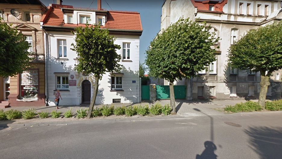 Sanepid w Chojnicach obrzucony kamieniami 