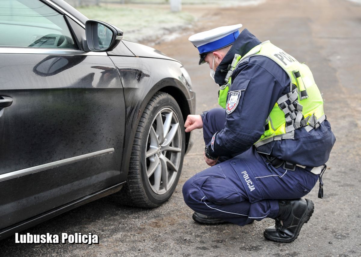 Policja sprawdza opony. Za 6 rzeczy możesz dostać mandat