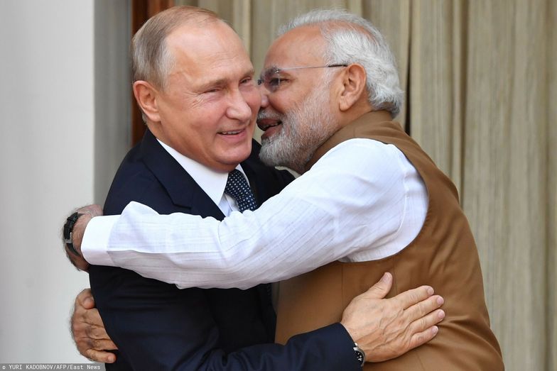 Putin chce złożyć w Indiach duże zamówienie. 500 pozycji na 14 stronach