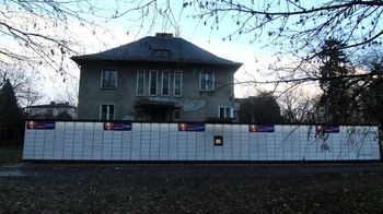 Wrocław: Pojawiły się dwa nowe zabytki. To popularny dom "igloo" oraz willa z narożnym oknem. Zobacz