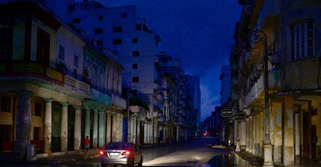 Ponad 40 godzin blackoutu. Udało się częściowo przywrócić prąd na wyspie