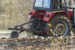 "Grozi za to grzywna 1500 zł". Burmistrz apeluje do rolników
