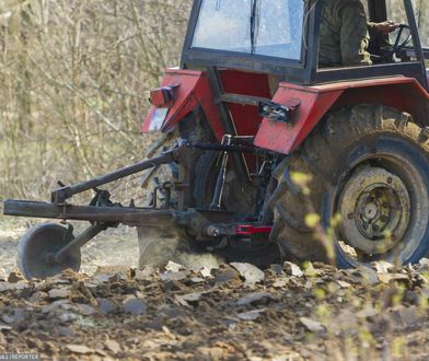 "Grozi za to grzywna 1500 zł". Burmistrz apeluje do rolników