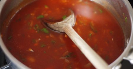 Łagodny czerwony sos enchilada (do kupienia gotowy do spożycia)