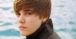 Justin Bieber obrzucony jajkami
