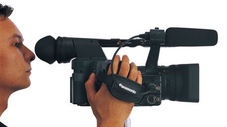 Zawodowiec wagi lekkiej – kamera Panasonic AG-HPX171E 1