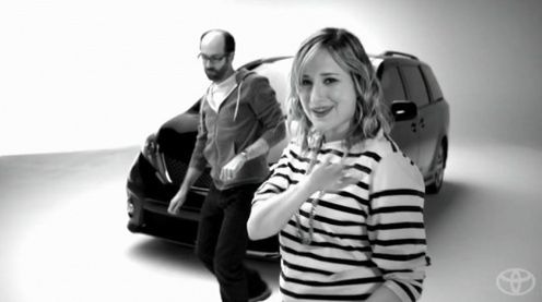 Rapująca Toyota - Swagger wagon [wideo]