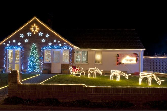 Wokół domu: oświetlenie świąteczne