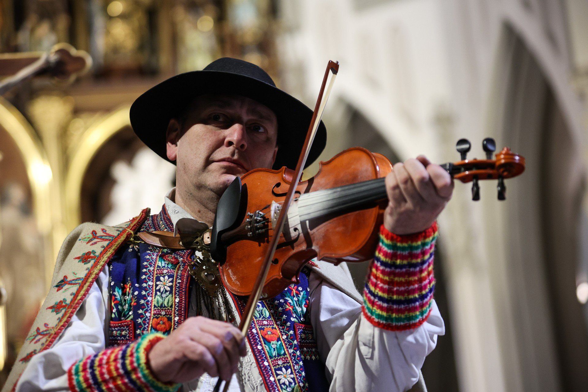 Prawdziwi Górale i Piotr Cyrwus w krakowskim Podgórzu