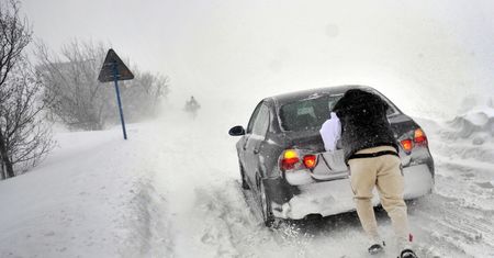 Jak przetrwać na zakopiance zimą? Praktyczny poradnik