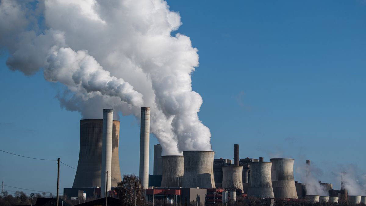 Benzyna i olej napędowy zdrożeją - wynika z nowego projektu Komisji Europejskiej