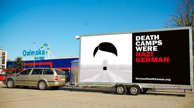 Akcja #GermanDeathCamps w nowej odsłonie. Specjalny billboard ruszy pod siedzibę ZDF