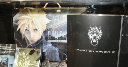 Zdjęcia z imprezy premierowej Advent Children Complete