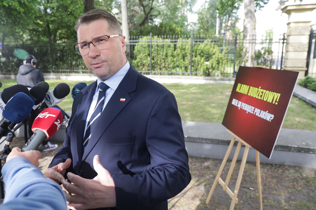 "Gdzie są pieniądze Polaków?". Czarnek: PiS rusza z kontrolami