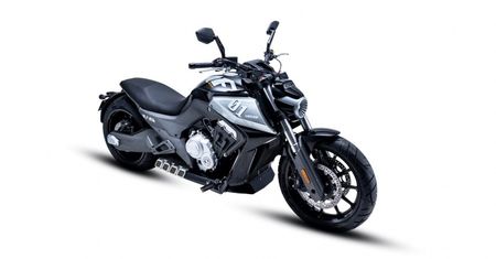 Benda LFC 700, czyli "chiński Diavel", już w sprzedaży. Wkrótce trafi do Europy