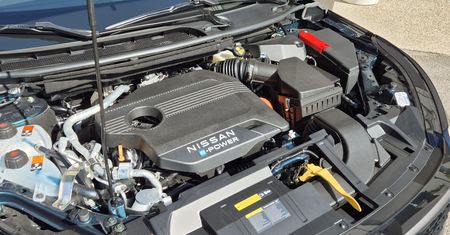 Pierwsza jazda: tankujesz benzynę, jeździsz jak elektrykiem. Nowy e-Power naprawdę jest oszczędniejszy