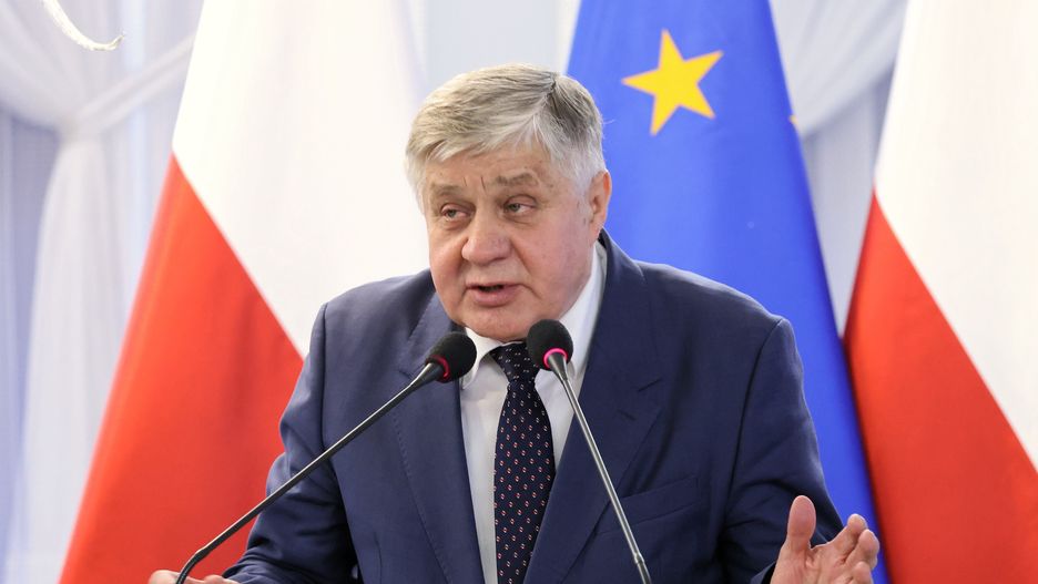 Krzysztof Jurgiel
Warszawa, 10.02.2022. Europose� Krzysztof Jurgiel wzi�� udzia� w posiedzeniu sejmowej Komisji Rolnictwa i Rozwoju Wsi w Sejmie w Warszawie, 10 bm. Komisja zaj�a si� rozpatrzeniem informacji na temat Krajowego Planu Strategicznego dla Wsp�lnej Polityki Rolnej na lata 2023-2027. (aldg) PAP/Leszek Szyma�ski
Leszek Szyma�ski
Krajowy Plan Strategiczny, politycy, polityka, polityka rolna, posiedzenie, rolnictwo, sejm, sejmie, sejmowa komisja rolnictwa, wsp�lna Polityka Rolna