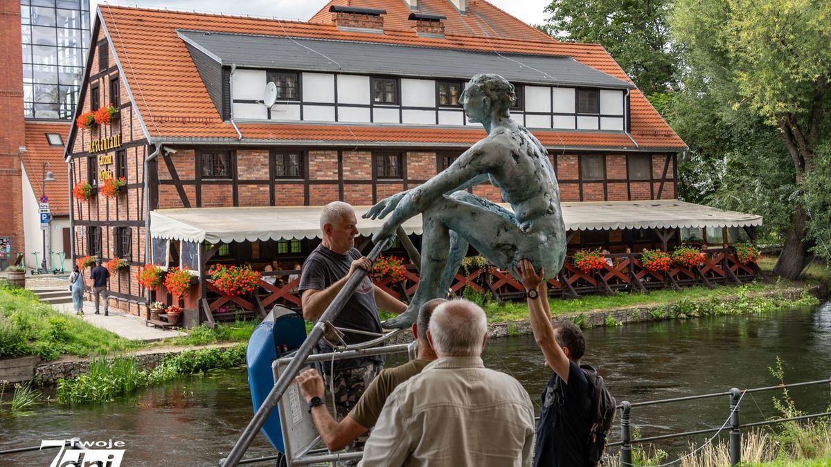 Bydgoszcz, Wioślarz, rzeźba, Wyspa Młyńska