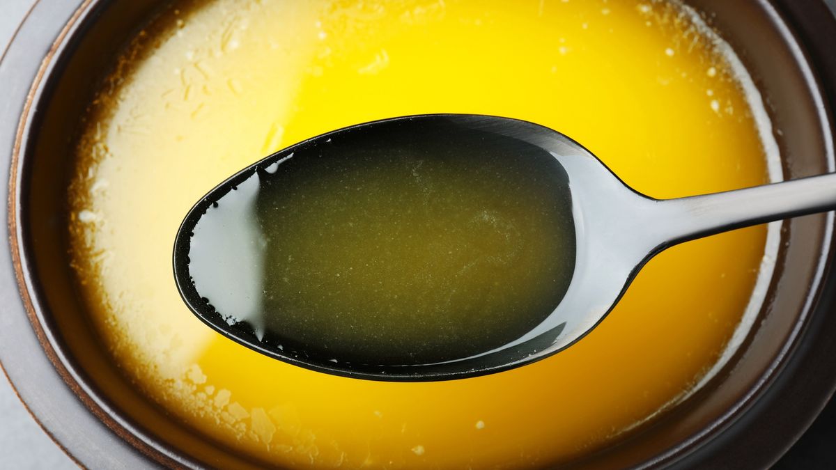 Spoon of clarified butter over bowl, closeup
Spoon of clarified butter over bowl, closeup
Liudmila Chernetska
closeup, background, cook, culinary, nutrition, object, hot, aroma, fresh, diet, eat, melt, dish, product, oil, golden, indian, clarified, desi, natural, delicious, healthy, tasty, nutrient, fat, warm, gastronomy, calories, melted, traditional