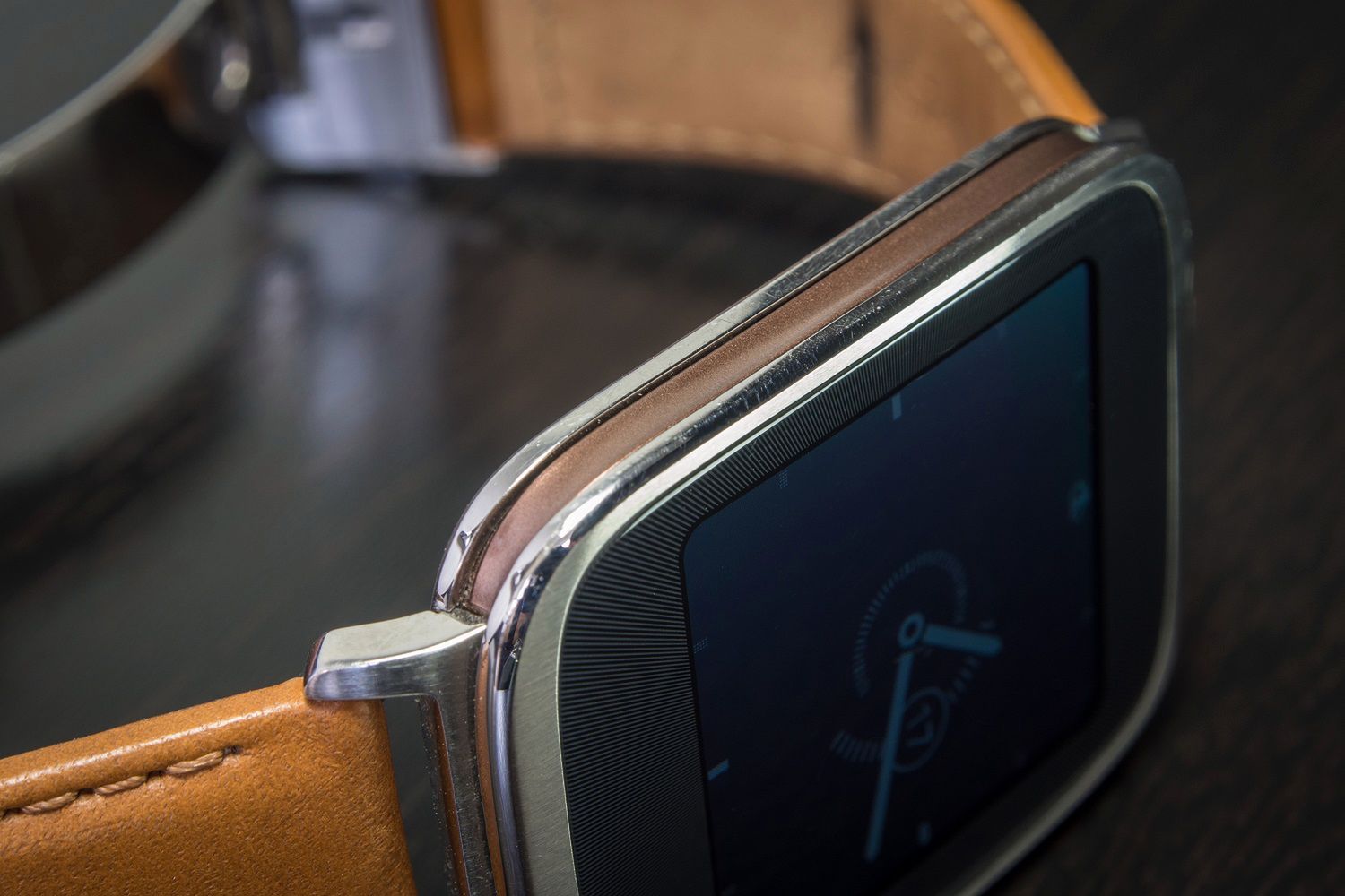 ASUS ZenWatch – test smartzegarka, który zachwycił mimo prostokątnej koperty 2