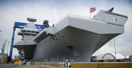 HMS Windows XP: najnowszy brytyjski lotniskowiec z 16-letnim systemem