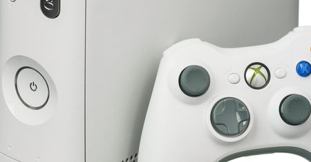 Xbox One potrafi udawać dziesięcioletnią konsolę, ale ze starszą miałby problem?